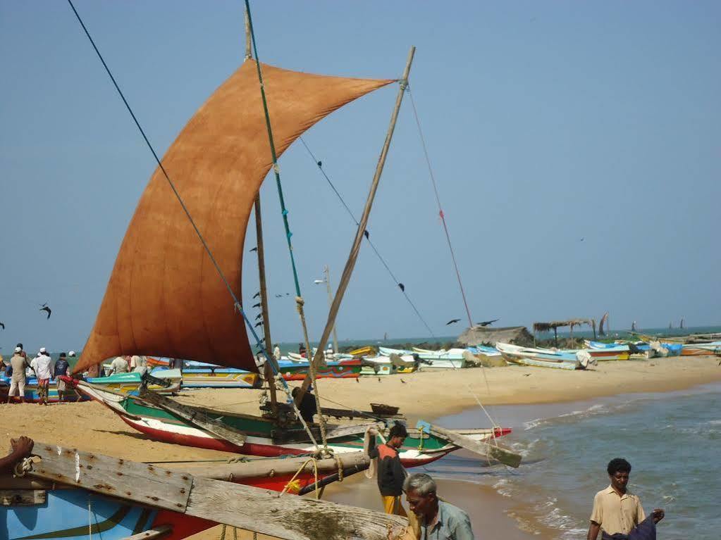 Hotel The Ocean Pearl Negombo